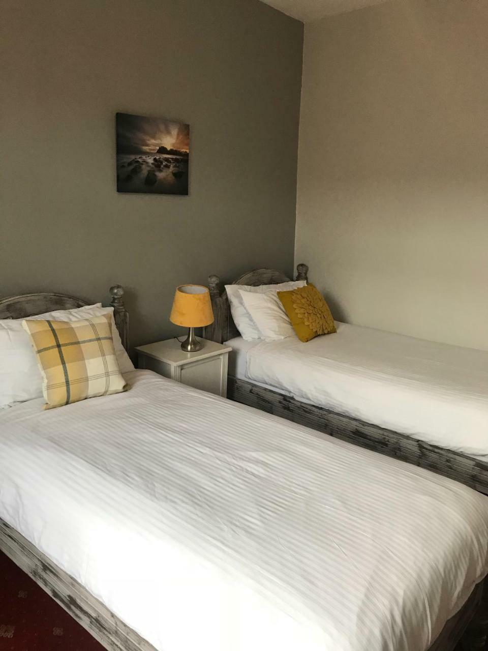 Harbour Guest House 安布尔 外观 照片